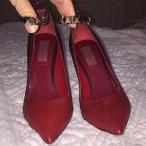 Valentino hombre high heel